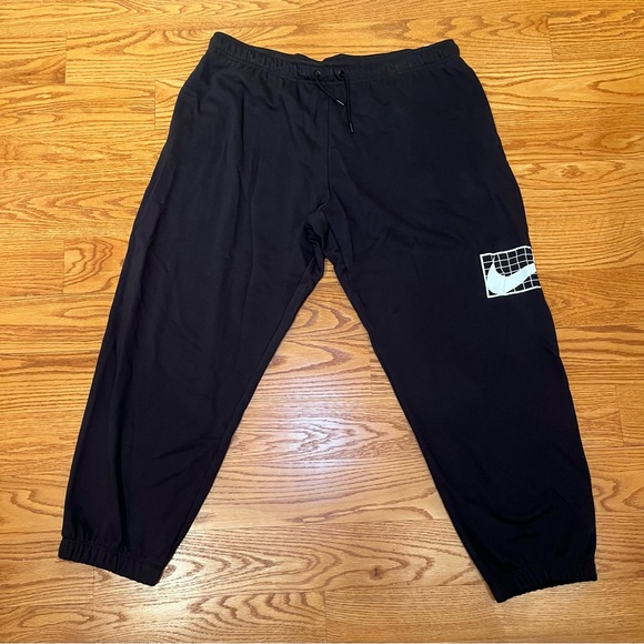 NWT Womens NIKE Black Loose Fit Mid Rise Joggers Size XL D07410-010 w/ Pockets - Picture 2 of 7